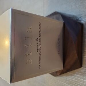 Stila Lingerie Souffle Skin Protection Color 8.0